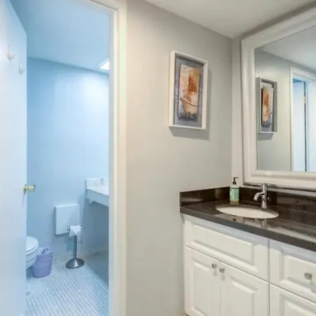 Castle 705 Villa Miami Beach Room photo